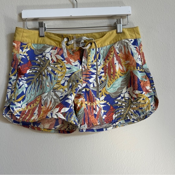 PATAGONIA wavefarer Jurassic Ferns shorts - Picture 4 of 5